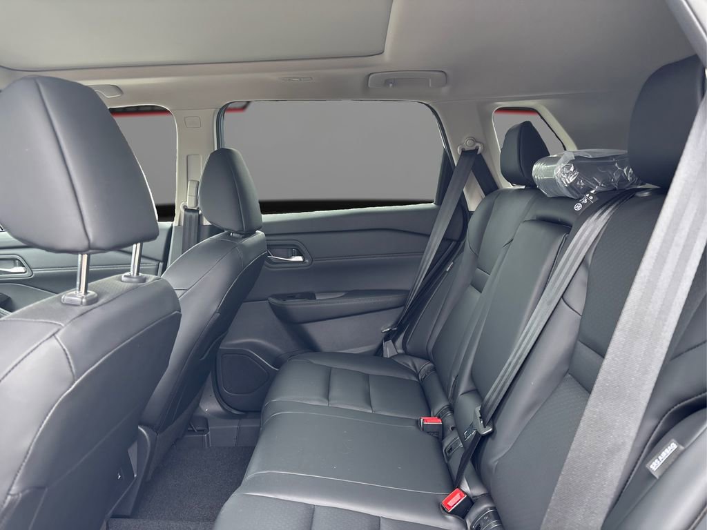 New 2026 Nissan Rogue SV image 10