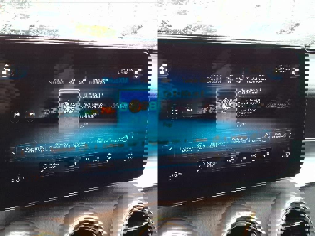 Used 2020 Mercedes-Benz GLC 300 image 21