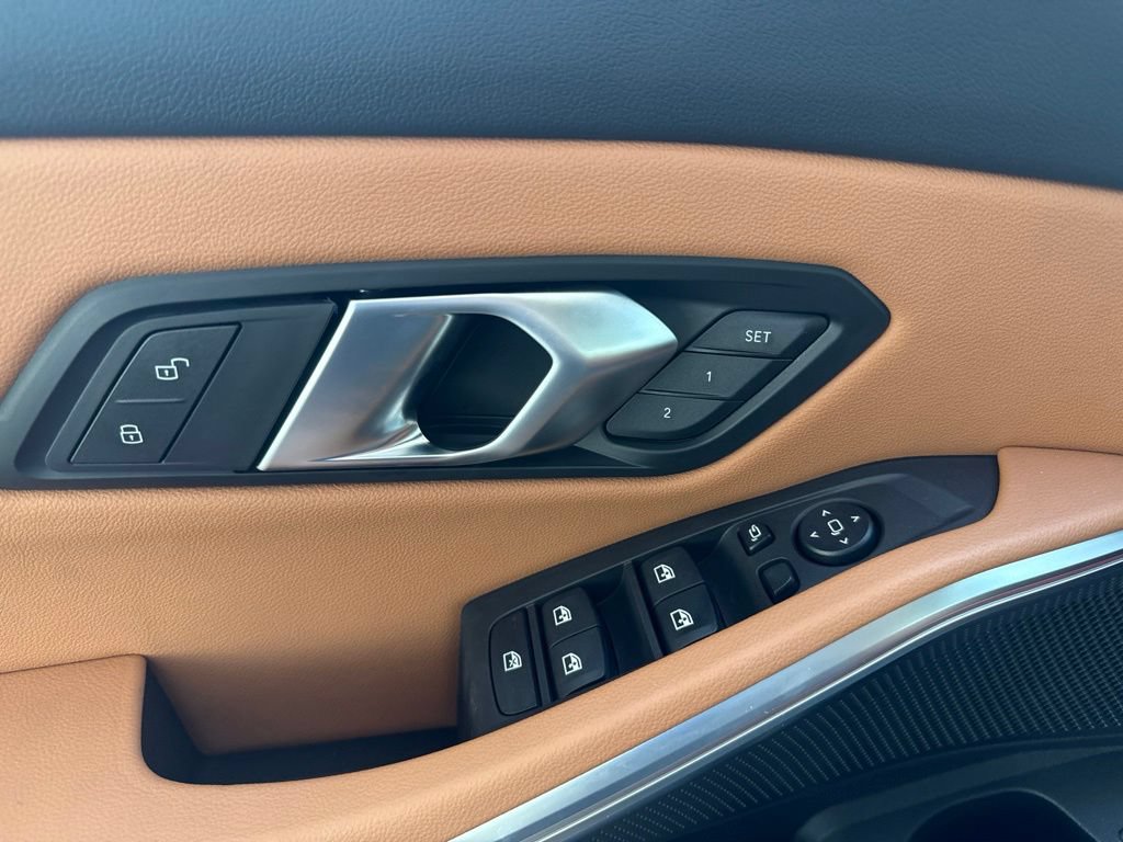 New 2026 BMW 330i Sedan w/ Convenience Package RWD image 7