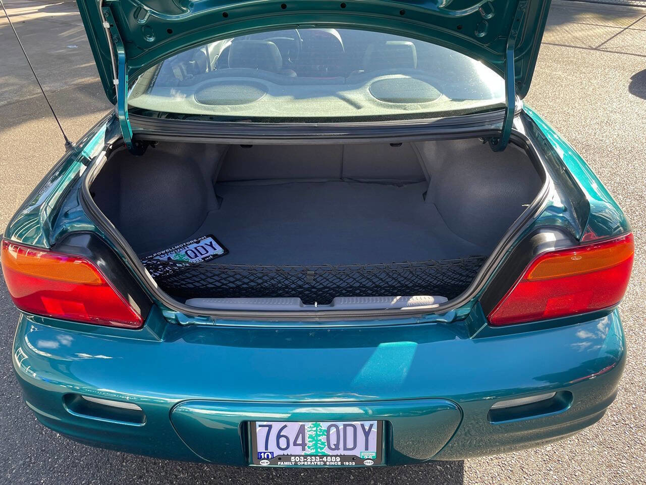 Used 1998 Chrysler Sebring LXi FWD image 10