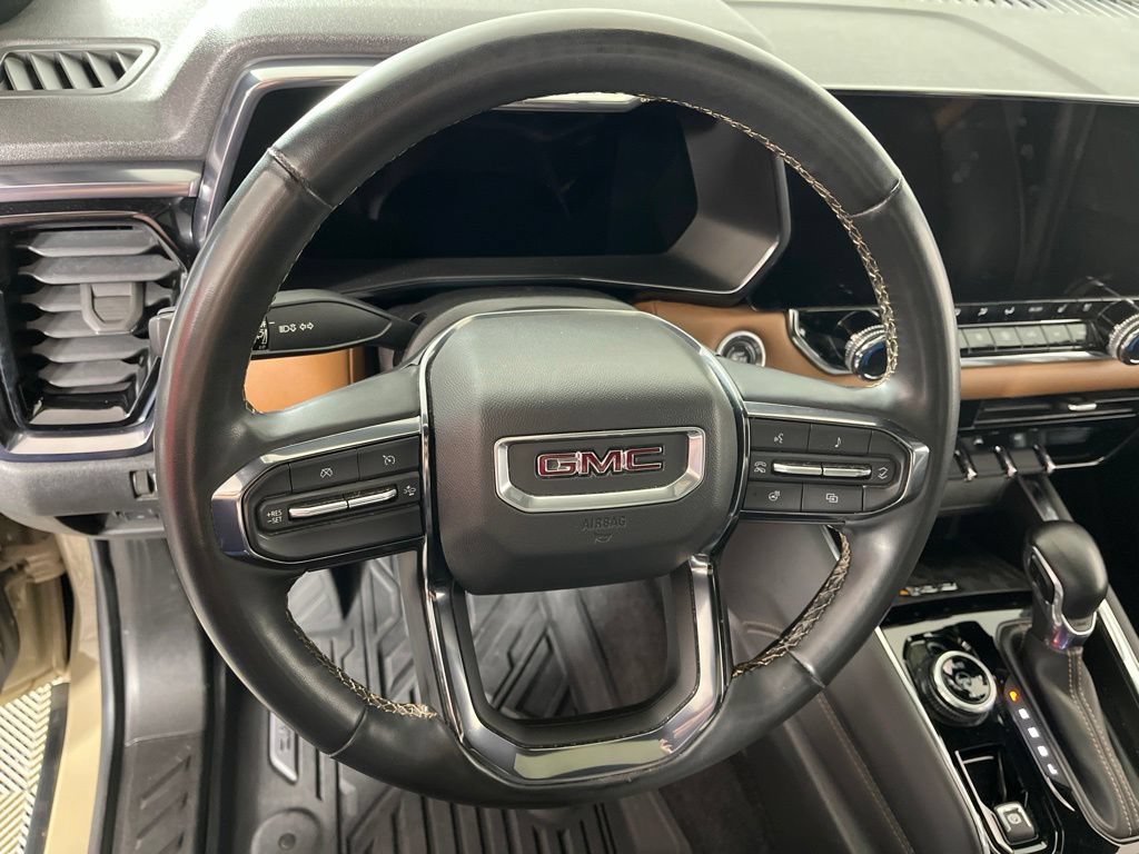 Certified 2023 GMC Canyon AT4 w/ AT4 Premium Package AWD/4WD image 30