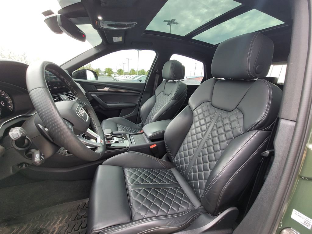 Used 2024 Audi SQ5 Prestige image 10