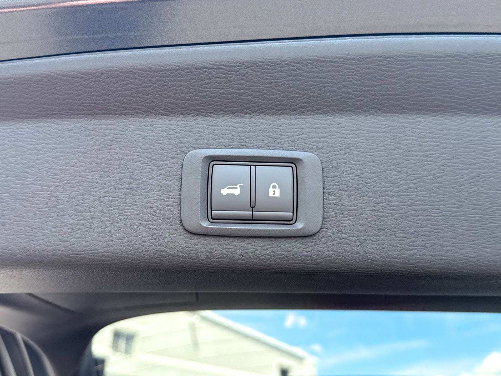 New 2026 Mitsubishi Outlander SE AWD/4WD image 16