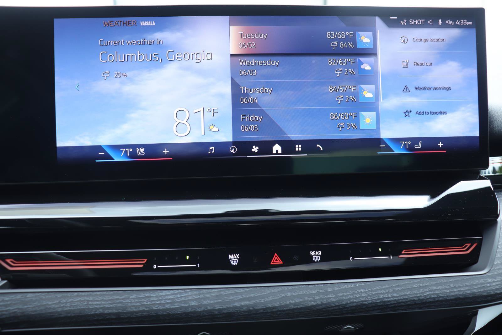 Used 2025 BMW 530i xDrive w/ Premium Package AWD/4WD image 34