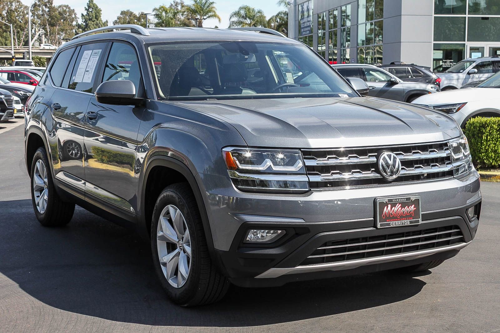 Used 2019 Volkswagen Atlas SE image 3
