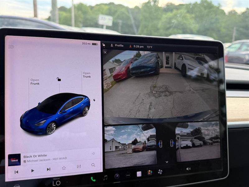Used 2018 Tesla Model 3 Long Range RWD image 11