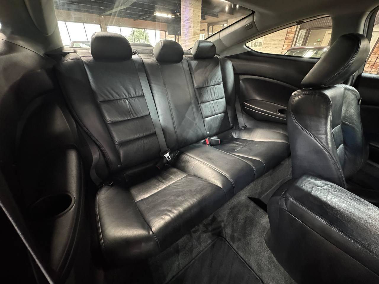 Used 2011 Honda Accord EX-L image 11