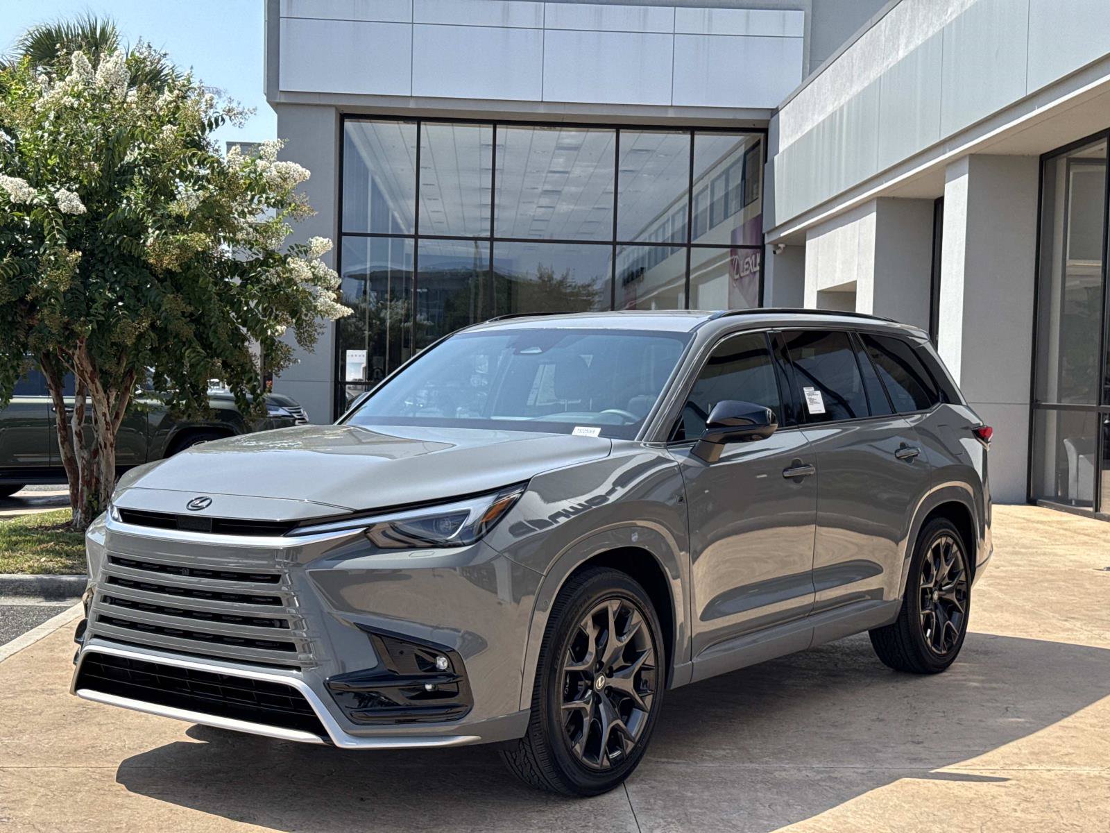 New 2026 Lexus TX 500h AWD image 7