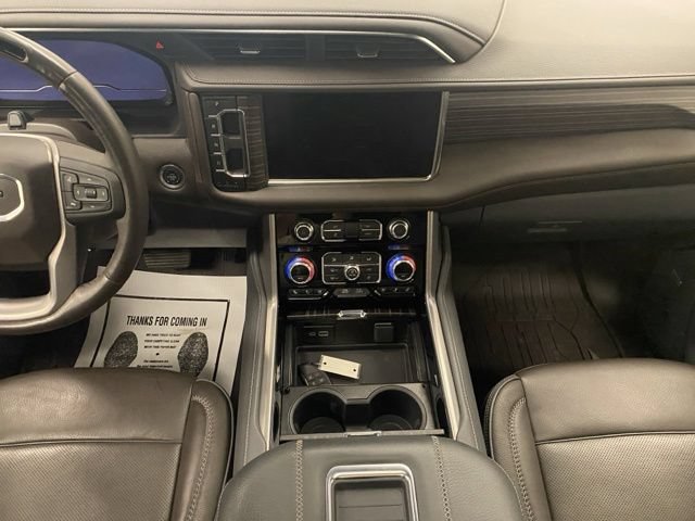 Used 2024 GMC Yukon Denali w/ Advanced Technology Package AWD/4WD image 34