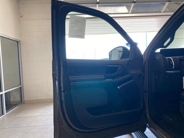 New 2027 Ford Expedition Max Platinum w/ Stealth Appearance Package AWD/4WD image 12