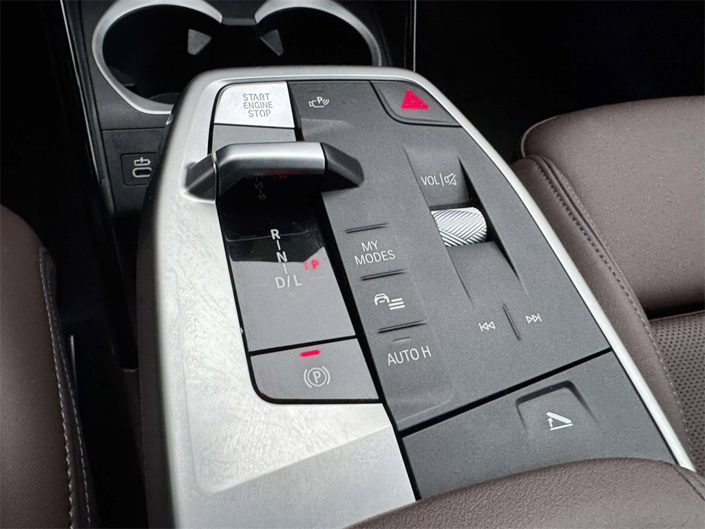 Certified 2025 BMW X1 xDrive28i image 15