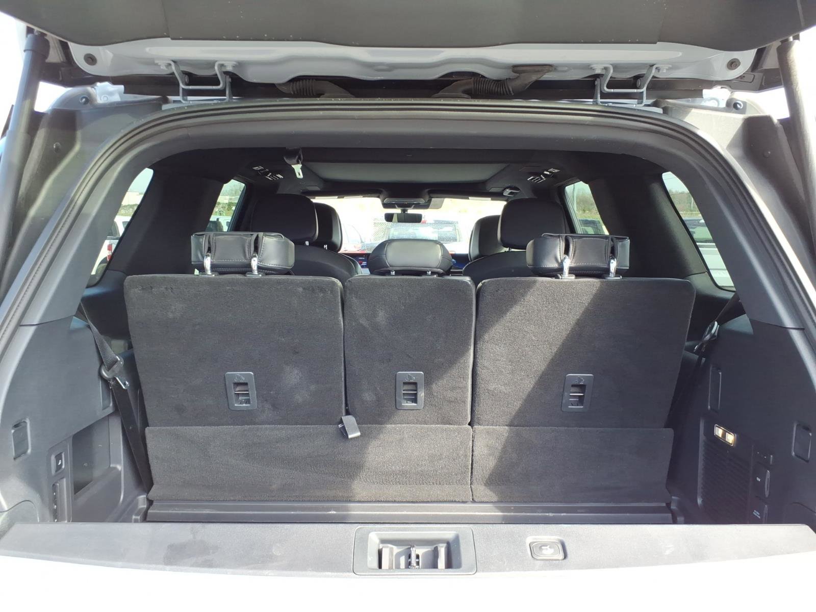 Used 2025 Lincoln Navigator Reserve w/ Jet Appearance Package image 10