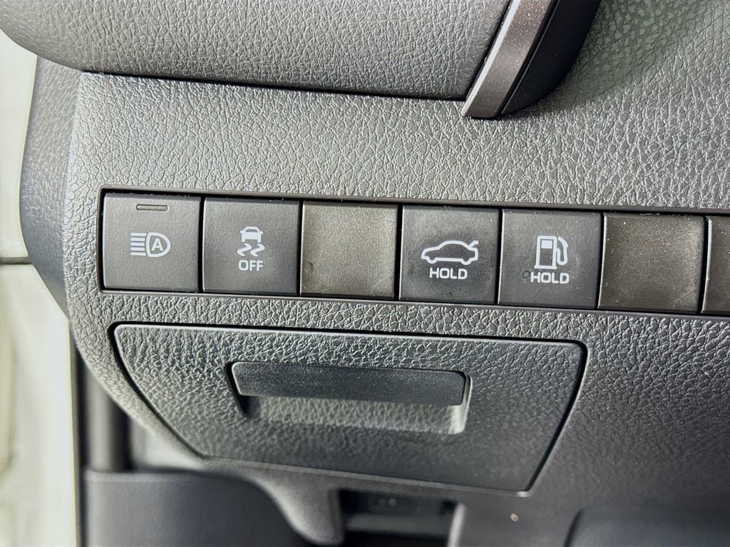 Used 2021 Toyota Camry SE image 17