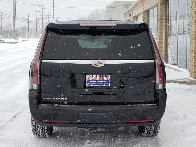 Used 2017 Cadillac Escalade 4WD image 4