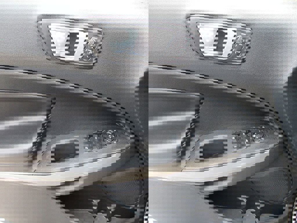 Used 2018 Ford EcoSport Titanium AWD/4WD image 21