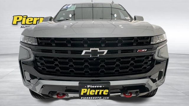Used 2024 Chevrolet Suburban Z71 w/ Luxury Package AWD/4WD image 9
