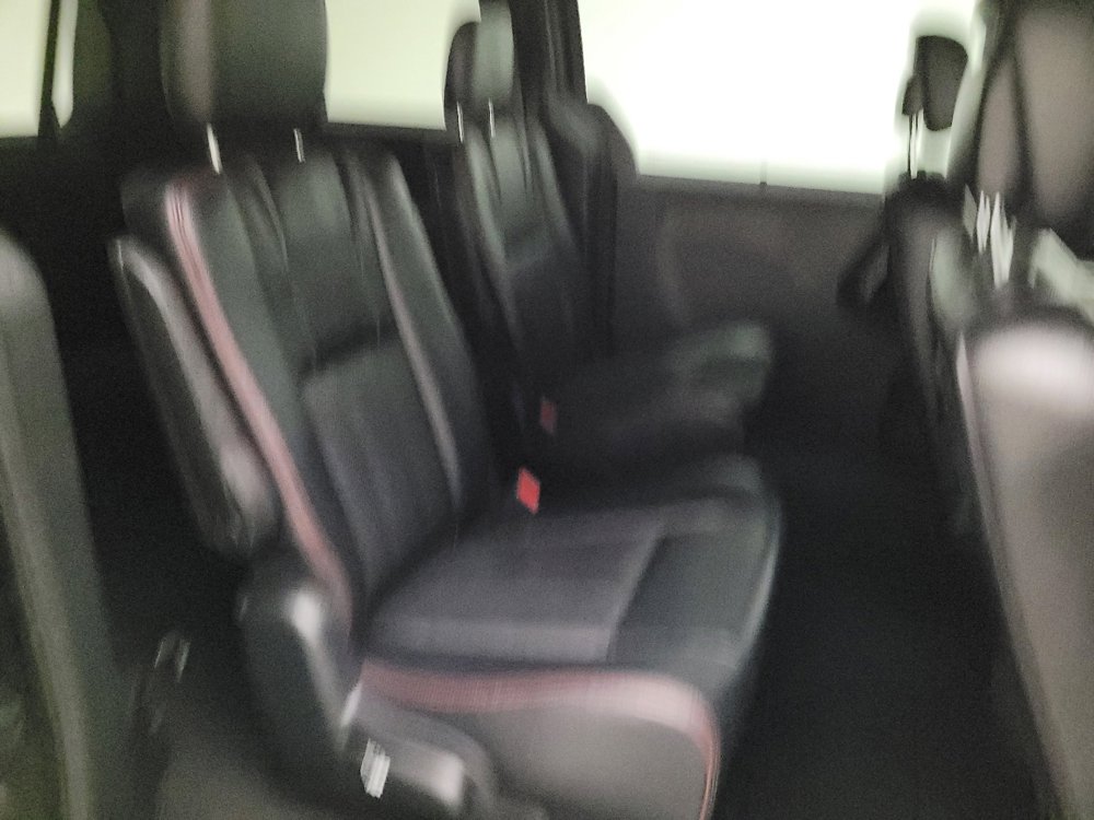 Used 2019 Dodge Grand Caravan GT FWD image 19