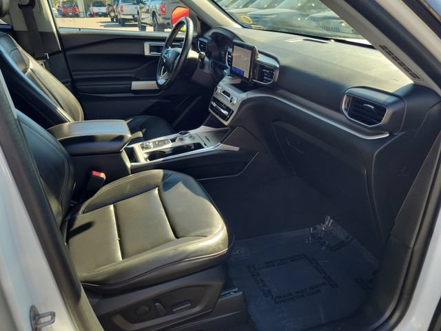 Certified 2023 Ford Explorer XLT w/ Equipment Group 202A AWD/4WD image 16