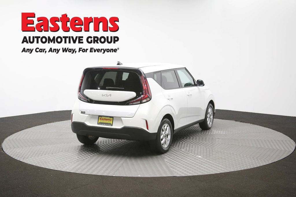 Used 2024 Kia Soul LX w/ Option Group 015 FWD image 39