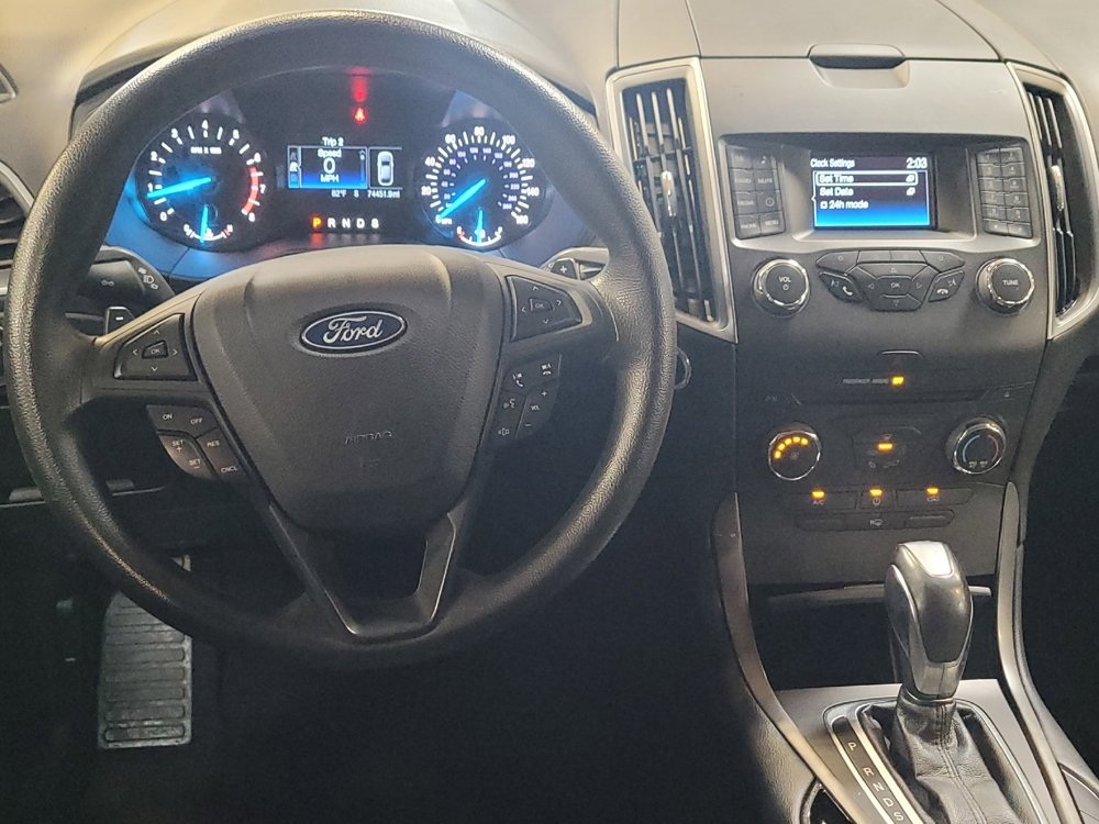 Used 2018 Ford Edge SE image 22