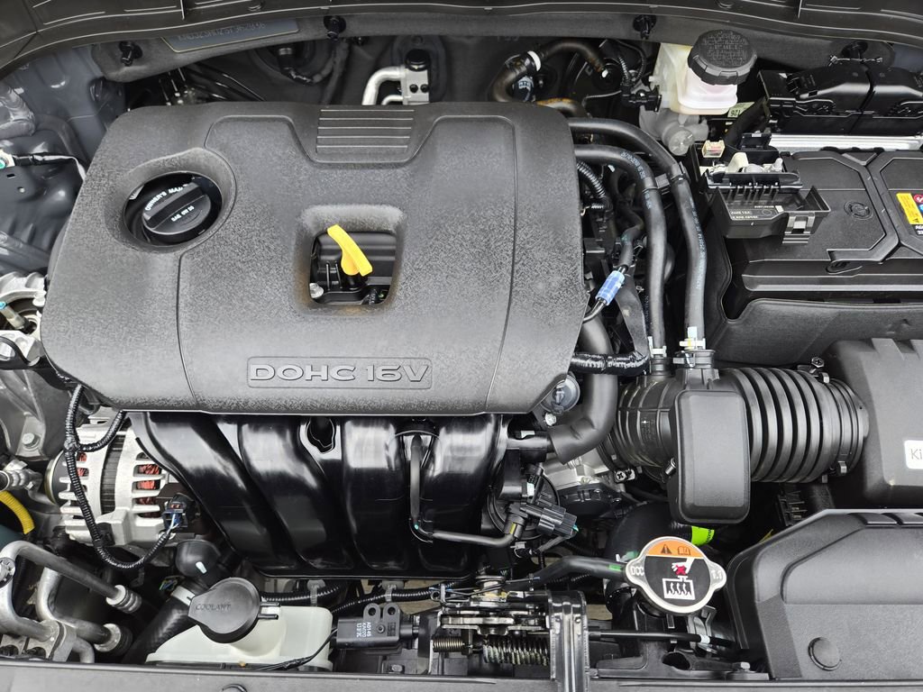 Certified 2025 Kia Soul LX FWD image 30