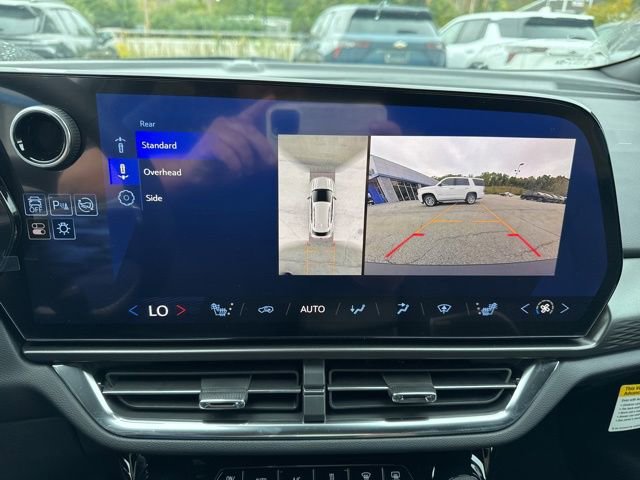 New 2025 Chevrolet Equinox EV LT w/ Comfort Package AWD/4WD image 22