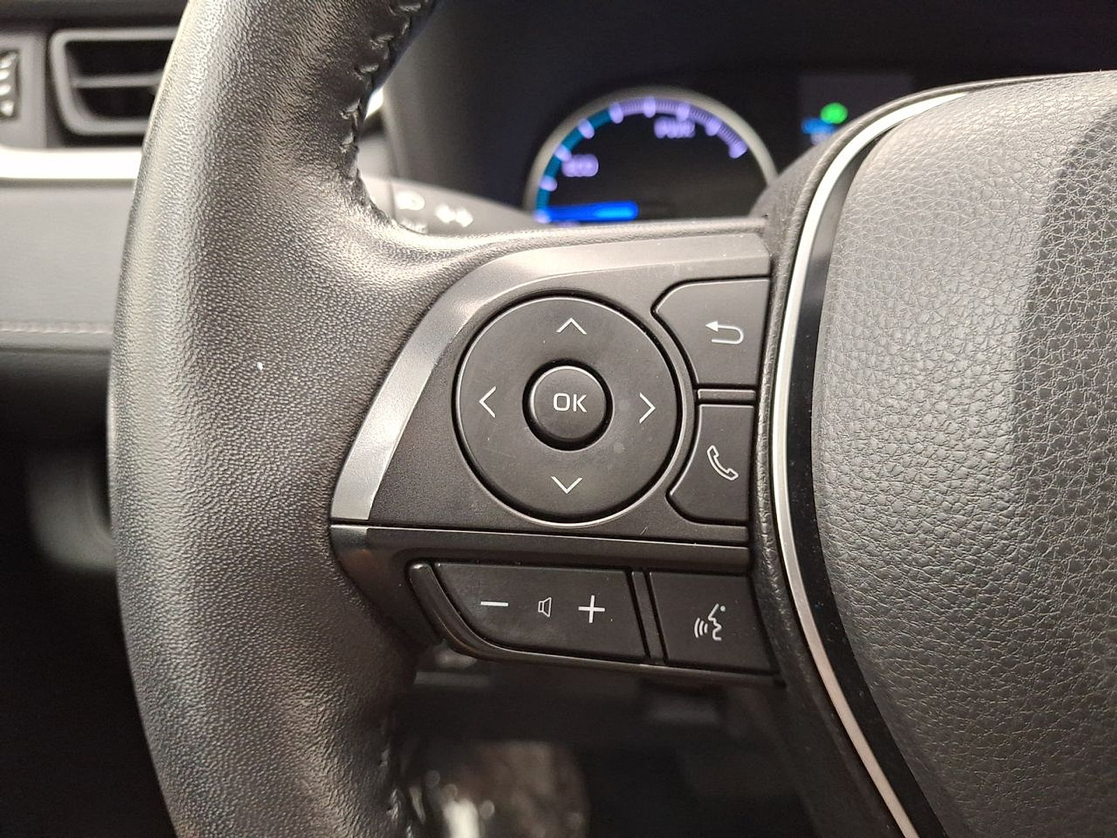 Certified 2022 Toyota RAV4 XLE w/ Convenience Package AWD/4WD image 21