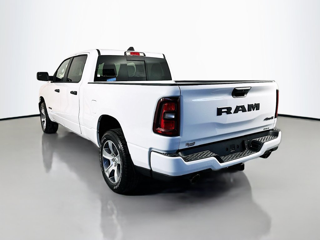 New 2026 RAM 1500 Express AWD/4WD image 5