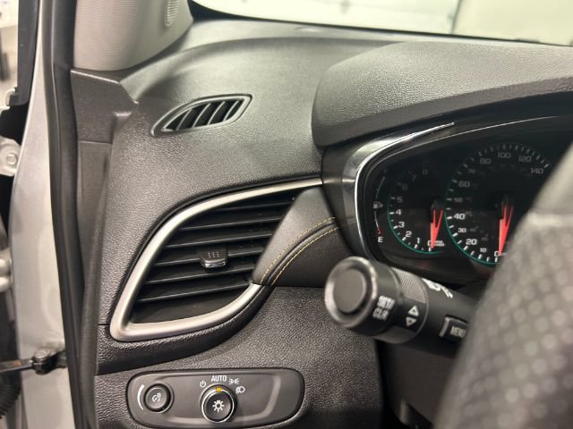 Used 2017 Chevrolet Trax LT AWD/4WD image 20