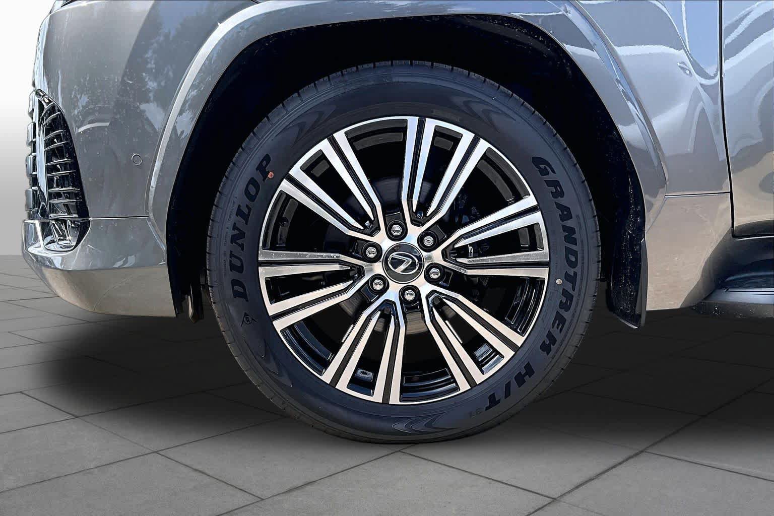 New 2026 Lexus LX 700h Luxury w/ Appearance Package AWD/4WD image 21