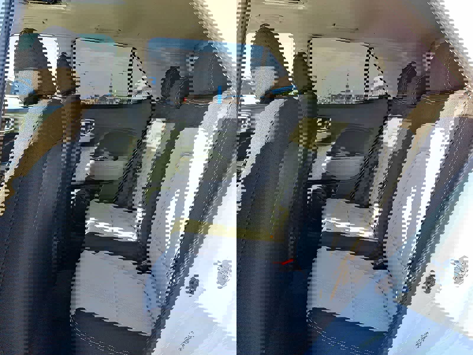 Used 2024 Hyundai Venue SEL image 29