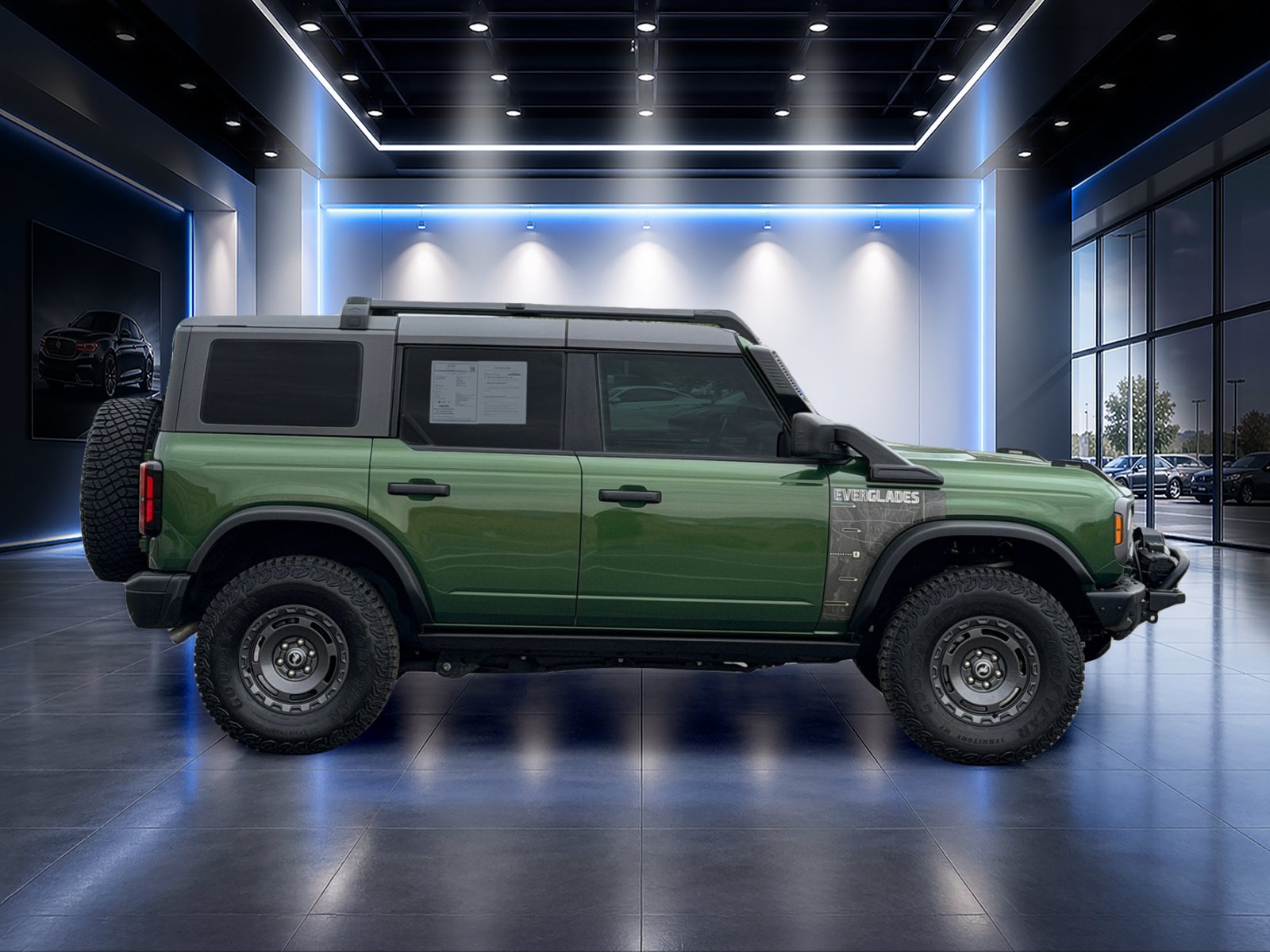 Used 2024 Ford Bronco Everglades AWD/4WD image 3