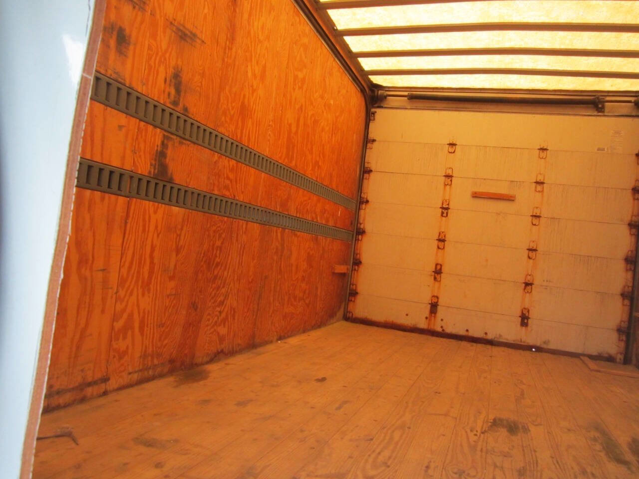 Used 2010 Chevrolet Express 3500 Extended image 6