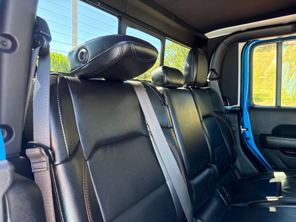 Used 2020 Jeep Gladiator Mojave AWD/4WD image 25
