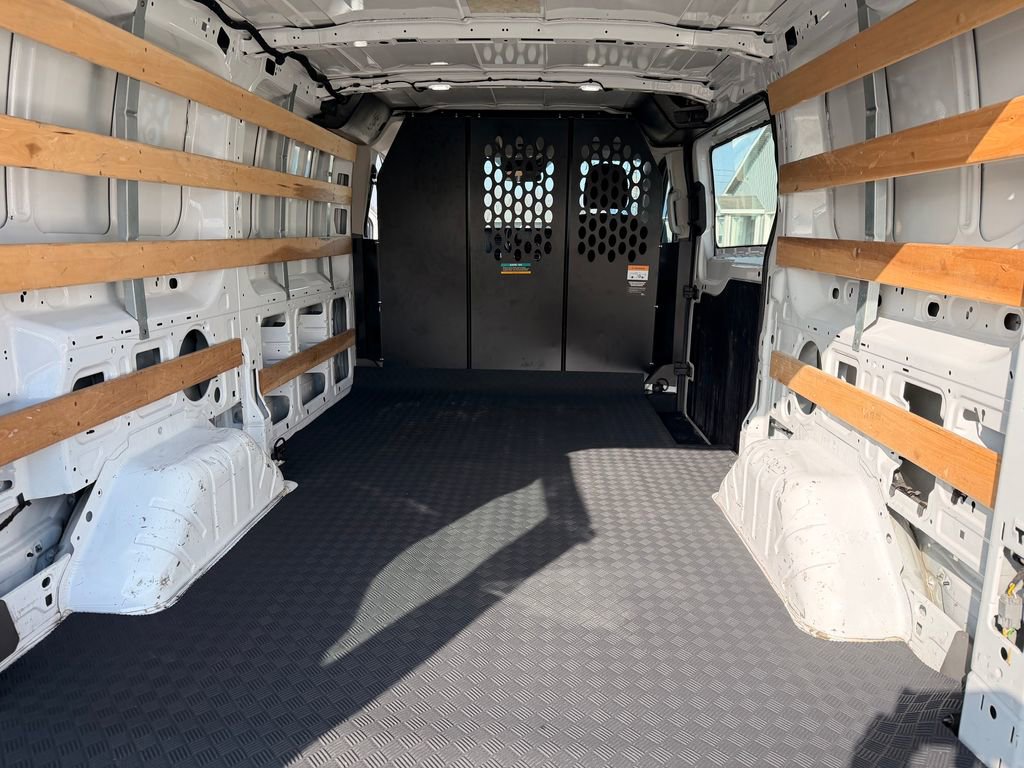 Used 2024 Ford Transit 250 Low Roof w/ Exterior Upgrade Package image 27