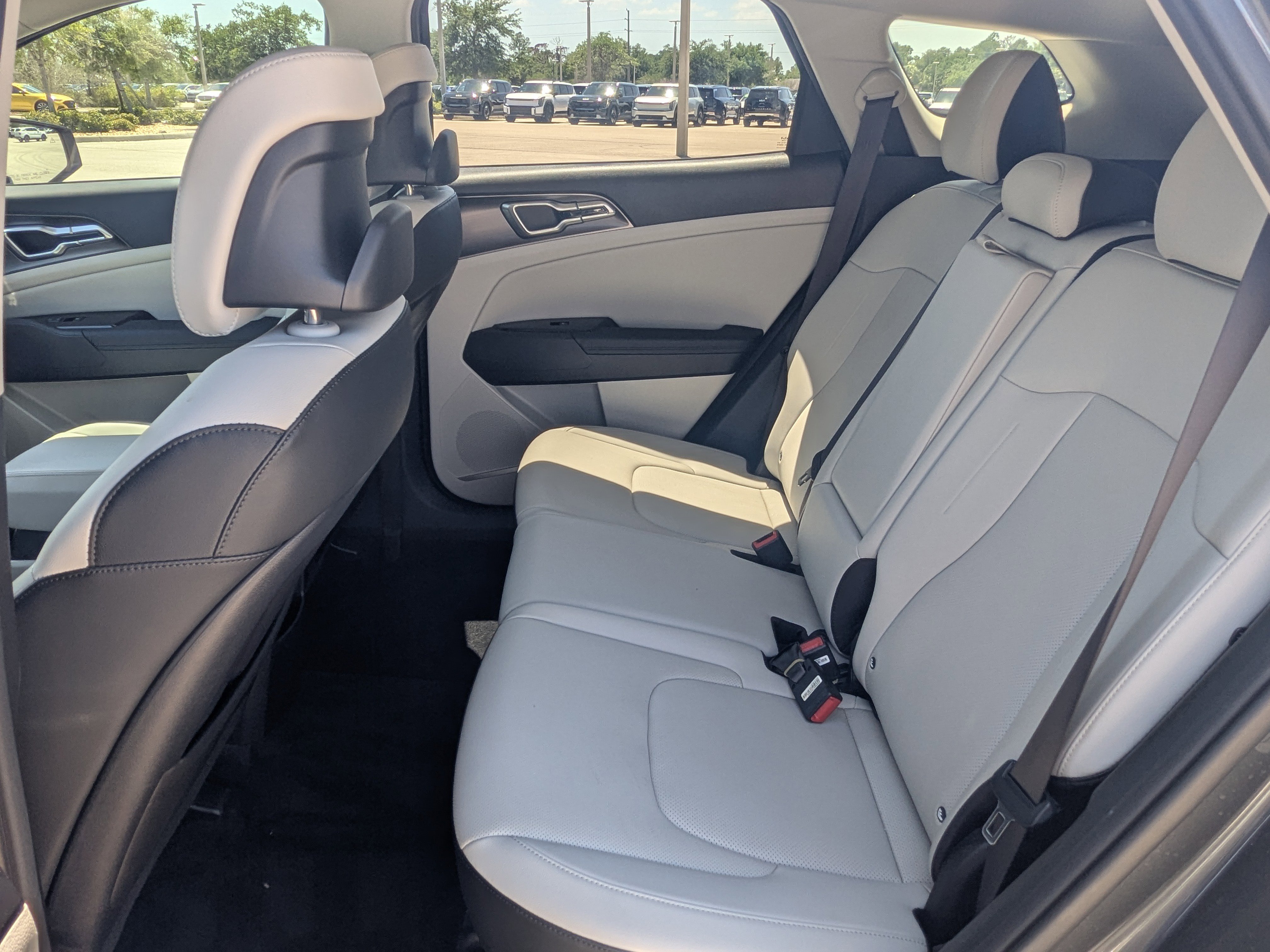 Certified 2023 Kia Sportage EX image 14