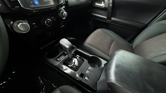 Used 2019 Toyota 4Runner TRD Off-Road AWD/4WD image 14