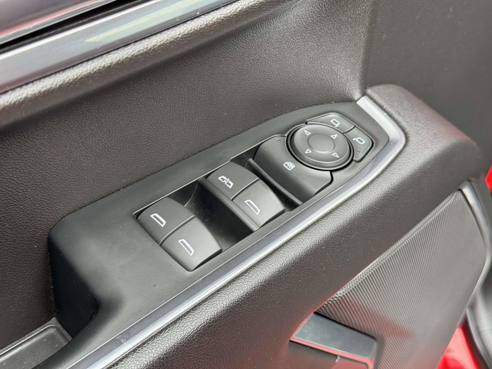 Used 2023 Chevrolet Silverado 1500 LT image 15