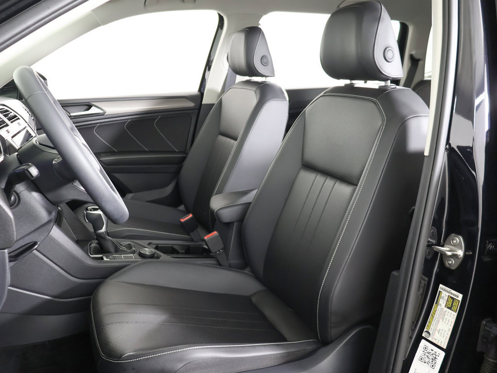 Certified 2024 Volkswagen Tiguan SE AWD/4WD image 28