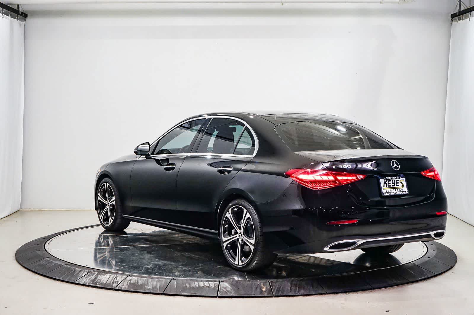 Certified 2022 Mercedes-Benz C 300 Sedan image 2