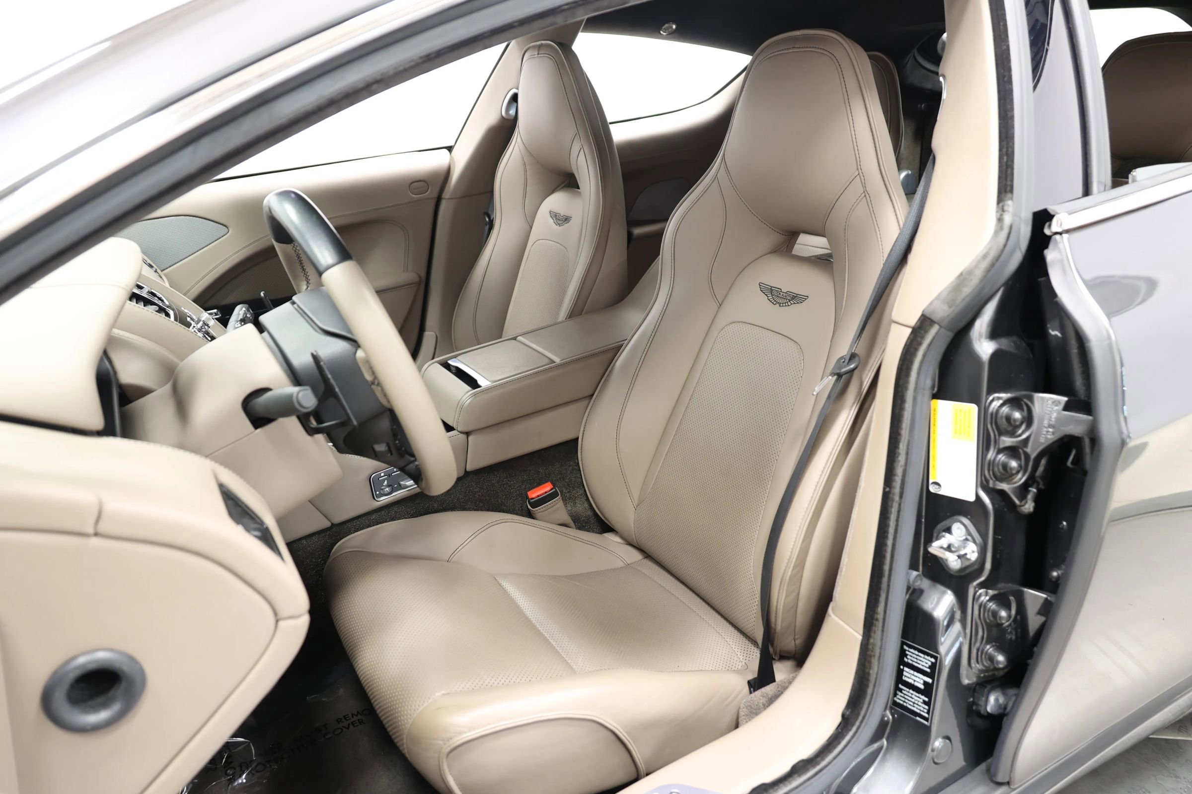 Used 2017 Aston Martin Rapide S image 14