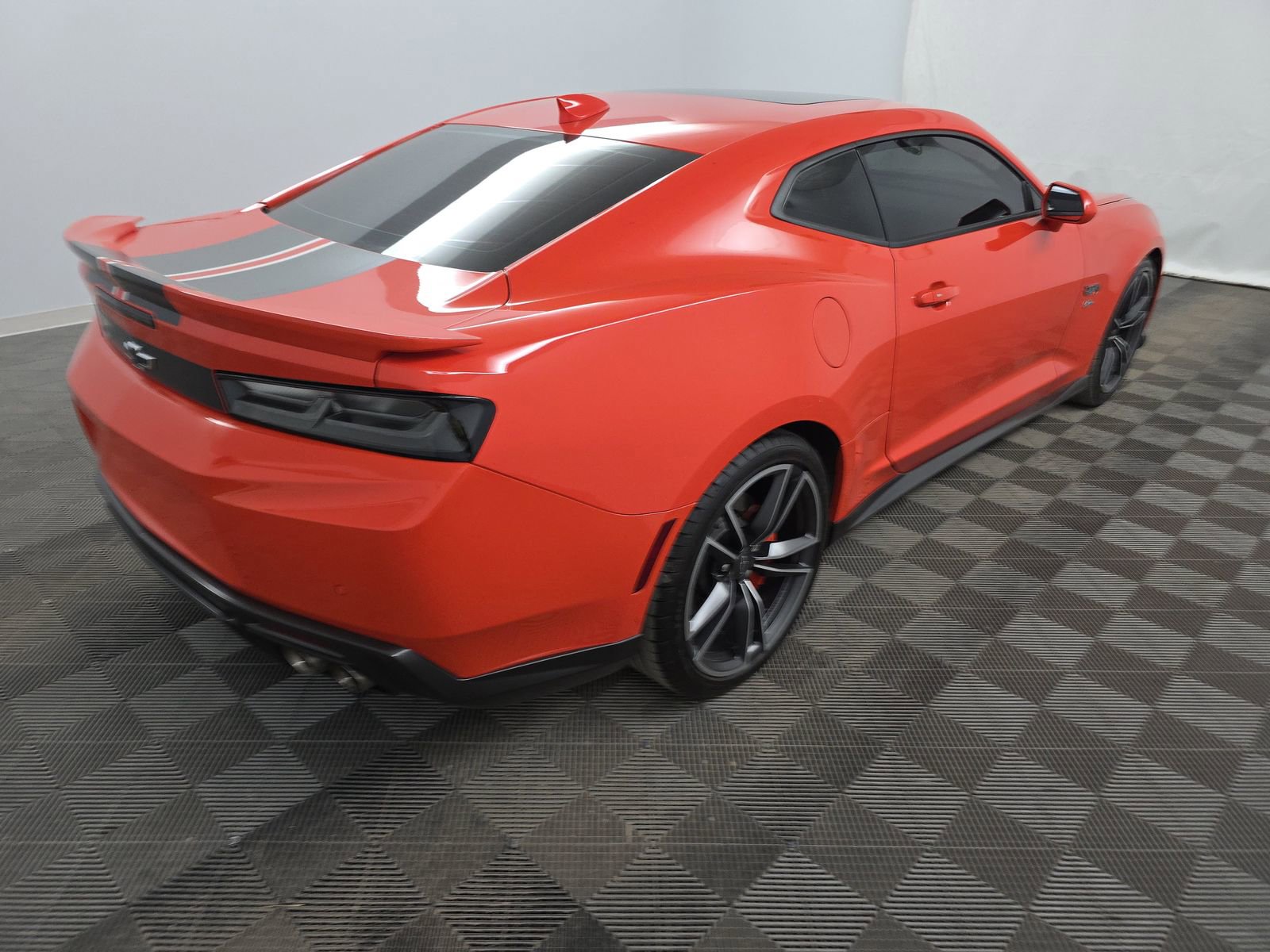 Used 2018 Chevrolet Camaro SS w/ Hot Wheels Edition image 5