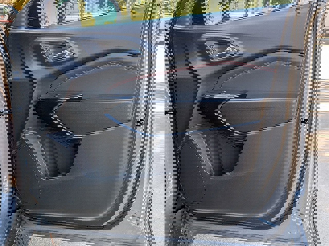 New 2026 Chevrolet Trax RS w/ Driver Confidence Package image 19