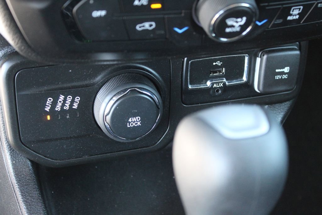 Used 2018 Jeep Renegade Sport w/ Power & Air Group image 20