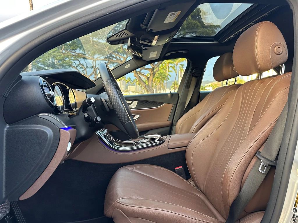 Used 2017 Mercedes-Benz E 300 image 8