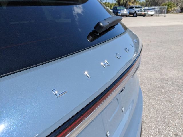 Used 2025 Lincoln Corsair Reserve w/ Equipment Group 202A image 11