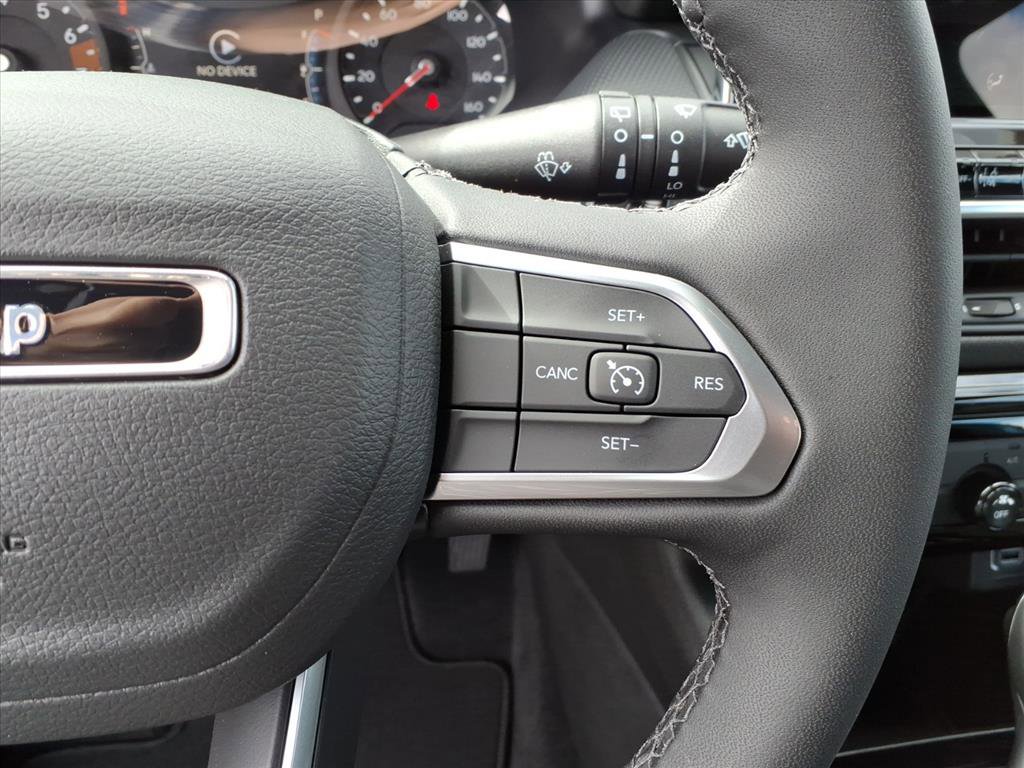 New 2026 Jeep Compass Latitude image 20