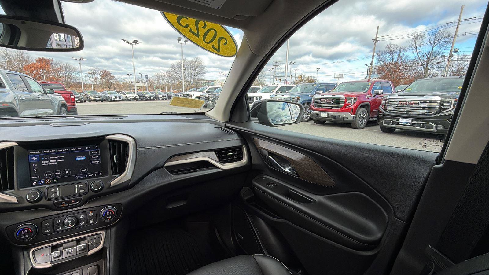 Used 2023 GMC Terrain Denali image 23