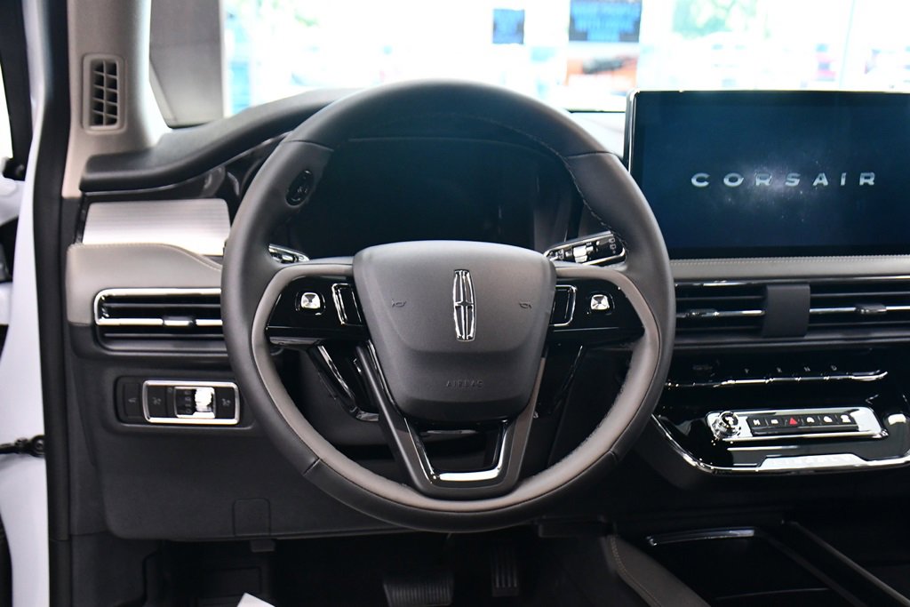 New 2026 Lincoln Corsair Premiere image 12