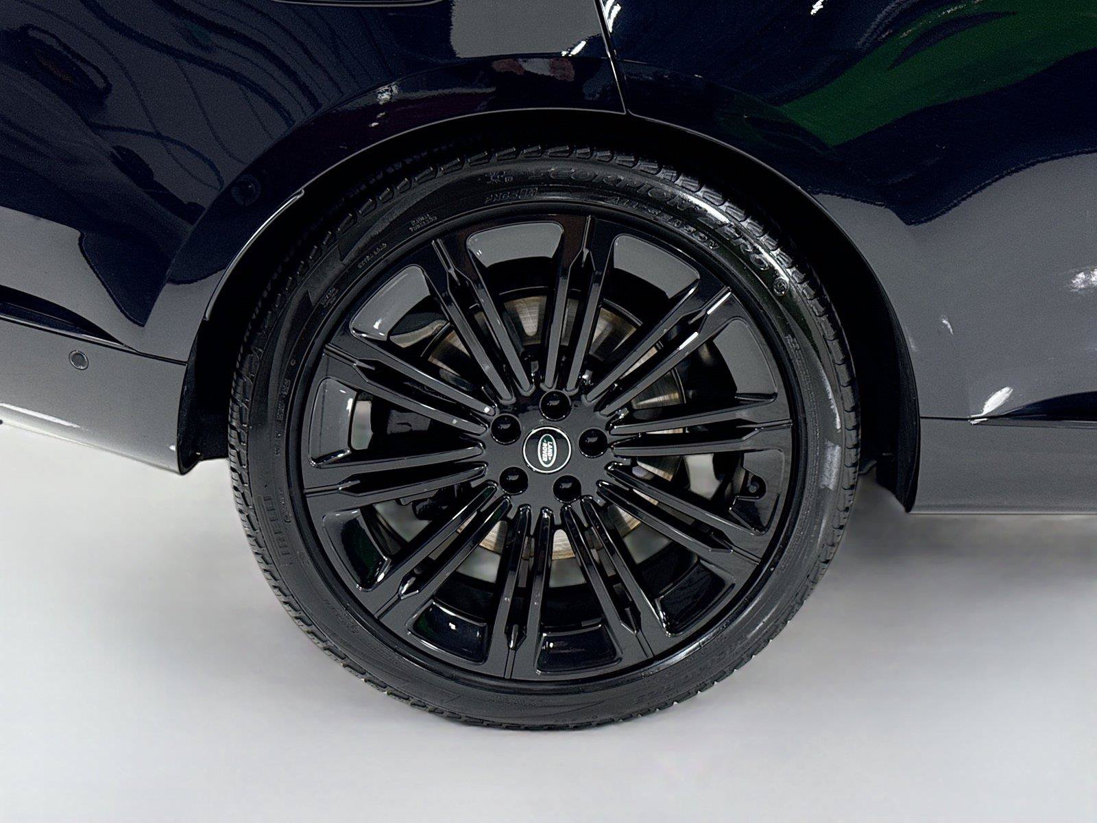 Used 2024 Land Rover Range Rover Autobiography AWD/4WD image 40